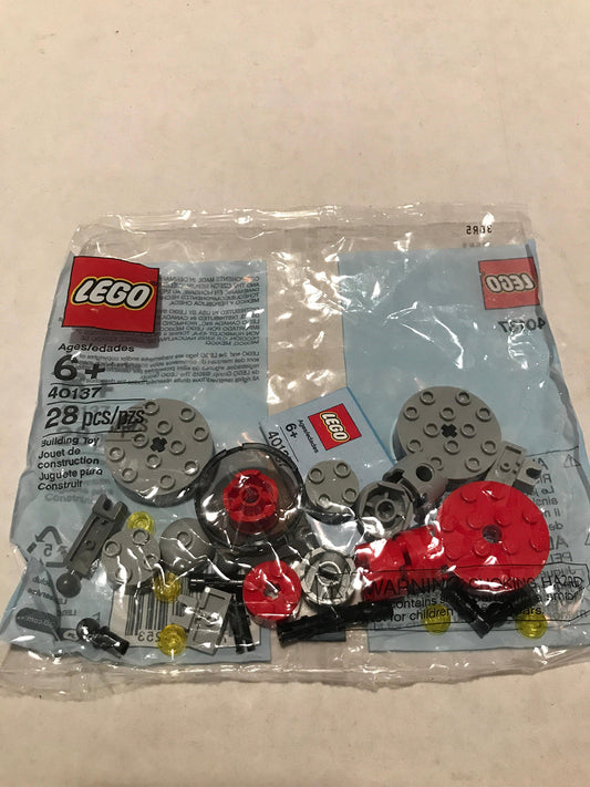 LEGO Monthly Mini Build Submarine 40137