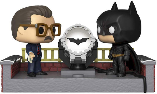 Funko POP! Movie Moment Batman 80th - Batman with Light Up Bat Signal