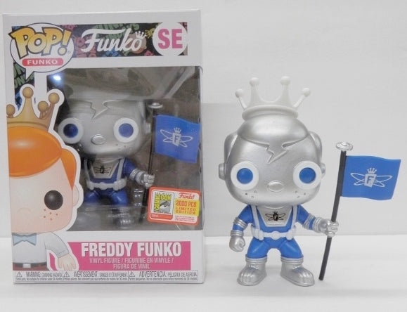Funko POP! Fundays Freddy Funko SE [Silver Space Robot] LE 2000 Exclusive